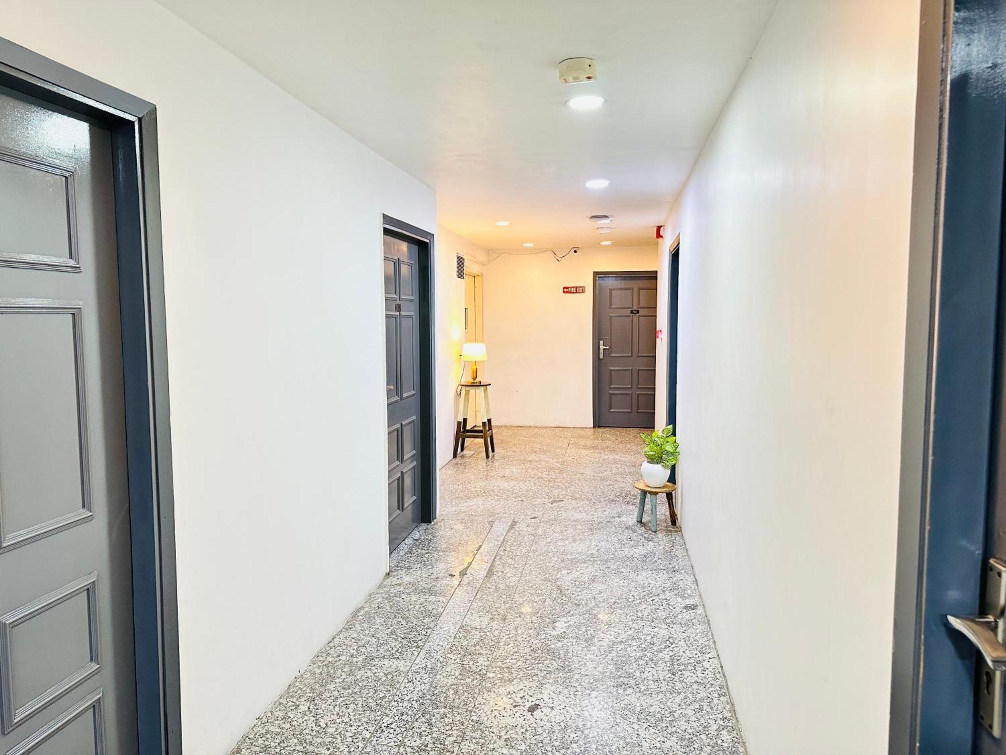 Appartement Golden Saffron - Punjabi Bagh Delhi *