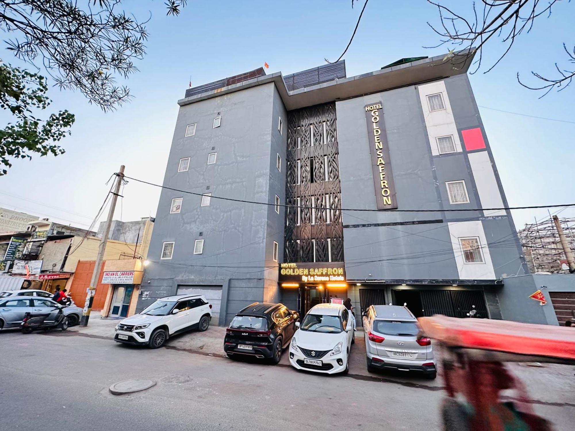 Appartement Golden Saffron - Punjabi Bagh Delhi *